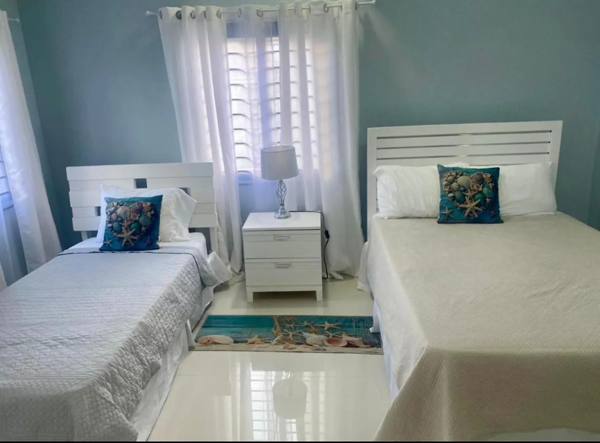 בית נופש אוצ'ו ריוס Montana Villa ג'מייקה
